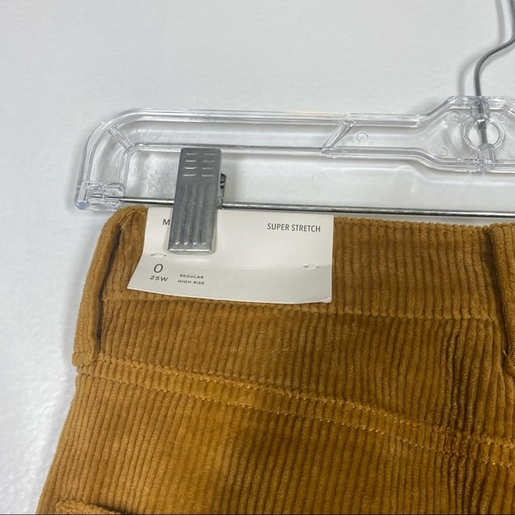 AMERICAN EAGLE New! Corduroy Mom Jean Cuffed Mustard Yellow Golden 0 - Picture 8 of 9